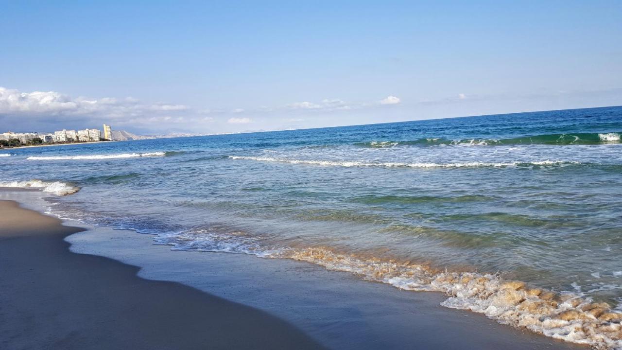 אל קאמפיו Apartamento A 50 Metros De La Playa Muchavista מראה חיצוני תמונה